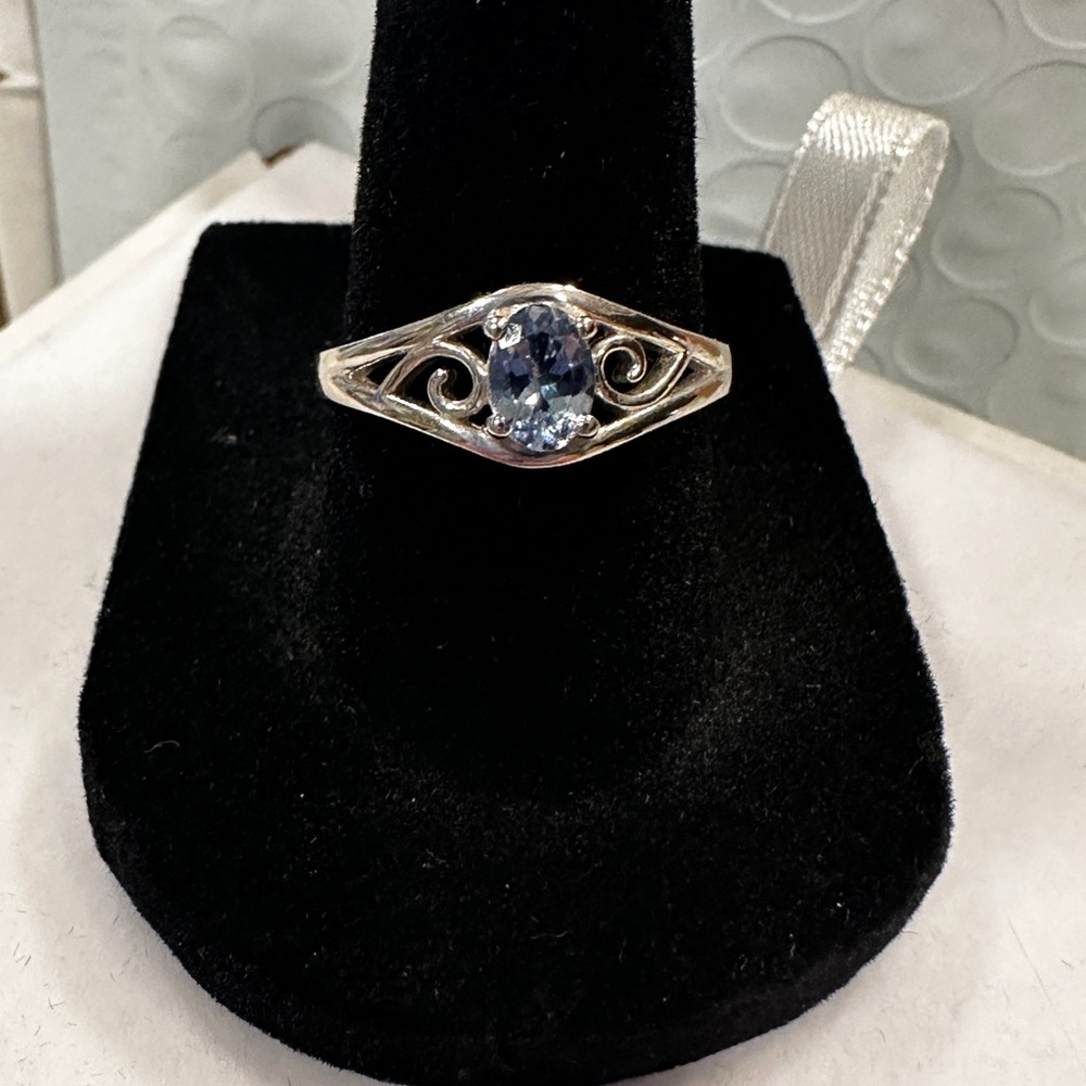Sterling Silver w/natural tanzanite
